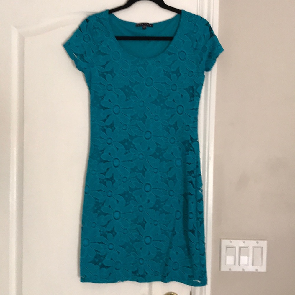Tiana B turquoise floral dress